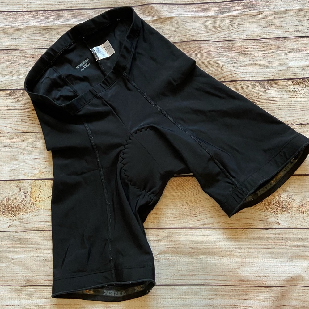 Men’s Trek Bike Shorts - size large